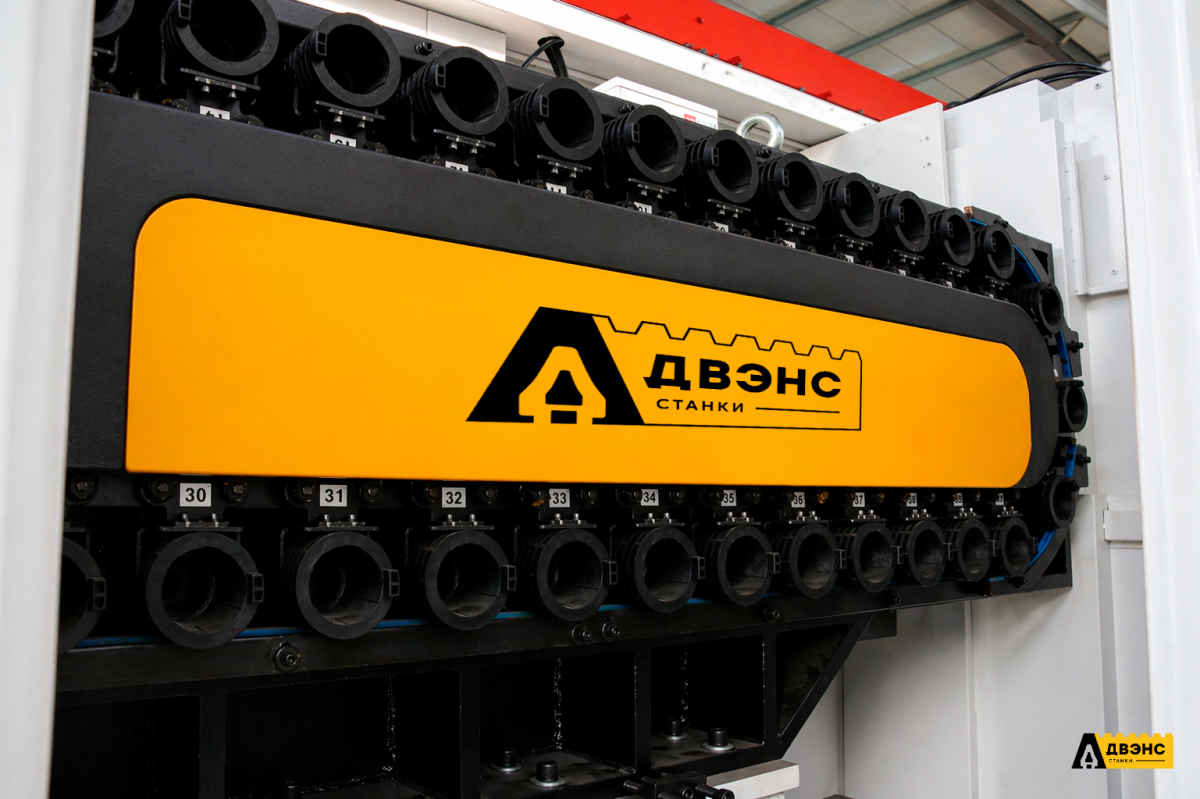 Горизонтальный обрабатывающий центр - HC 100 (Система управления ЧПУ FANUC 0i-MF)