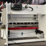 Гидравлический листогибочный пресс AOXUANZG 100/2500 с управлением E21