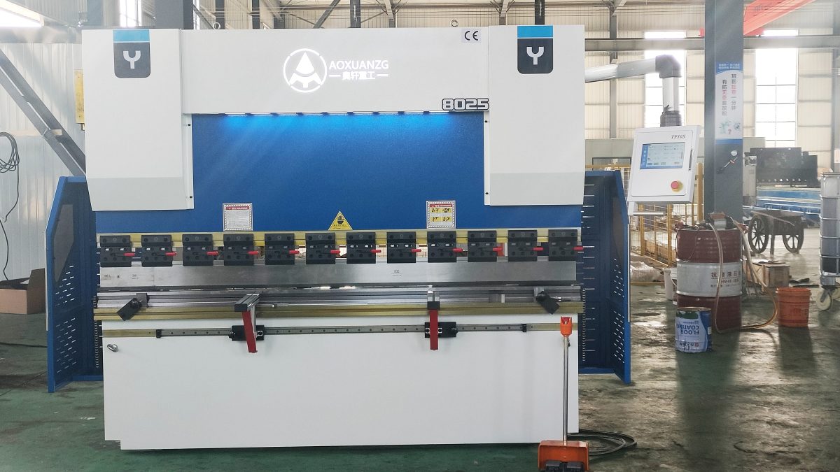 Гидравлический листогибочный пресс AOXUANZG 80/2500 с сенсорным управлением TP10S